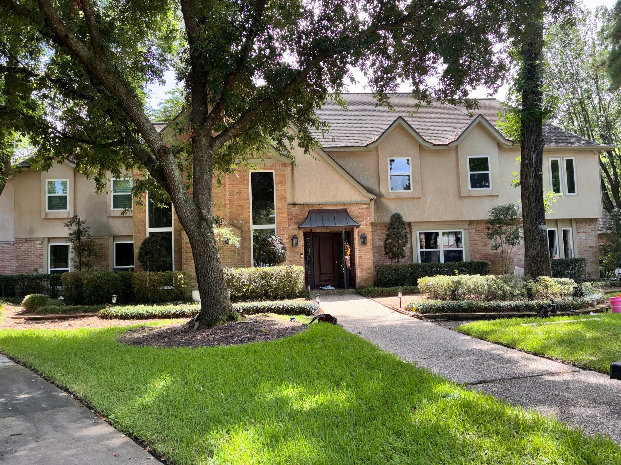 Replacement windows installed on a home near Splendora, TX