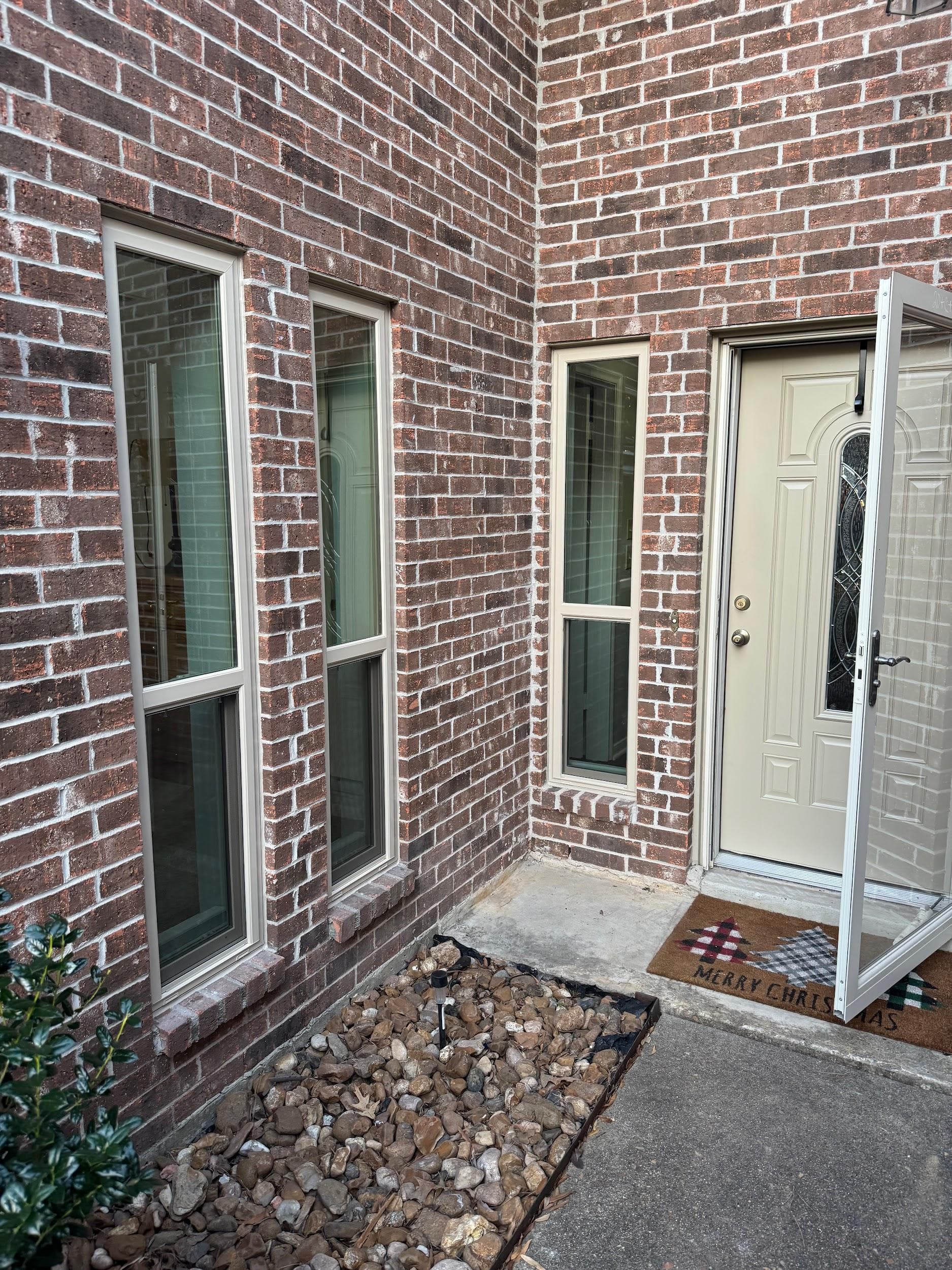 Replacement windows installed on a home near Willis, TX
